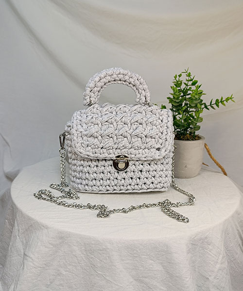 sac crochet love gris clair takiri sac crochet love gris clair takiri