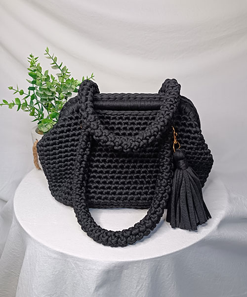 sac crochet mona noir porte cle takiri